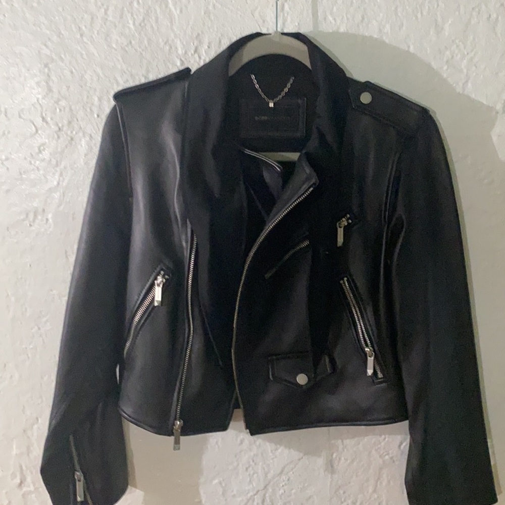 Like new size small - Picture 5 of 6